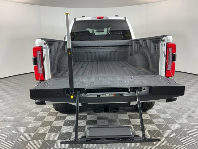 Certified 2024 Ford F350 Limited w/ FX4 Off-Road Package AWD/4WD image 7
