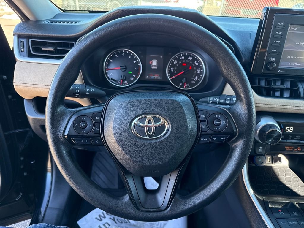 Used 2021 Toyota RAV4 XLE w/ Carpet Mat Package (TMS) image 19