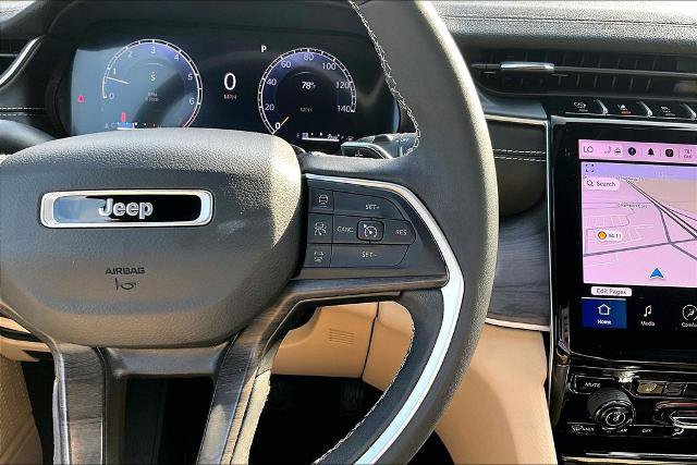 Used 2024 Jeep Grand Cherokee Limited AWD/4WD image 19