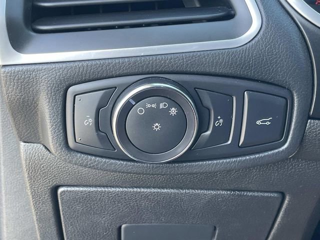 Certified 2017 Ford Edge Titanium w/ Technology Package image 19