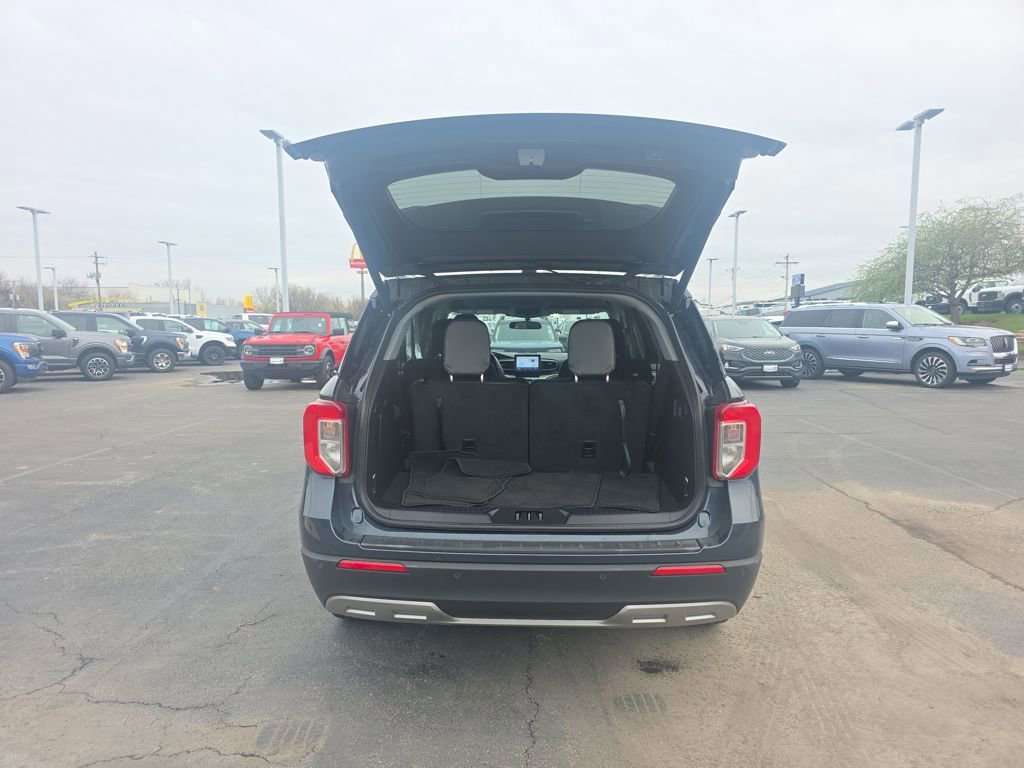 Certified 2024 Ford Explorer XLT w/ Equipment Group 202A image 11