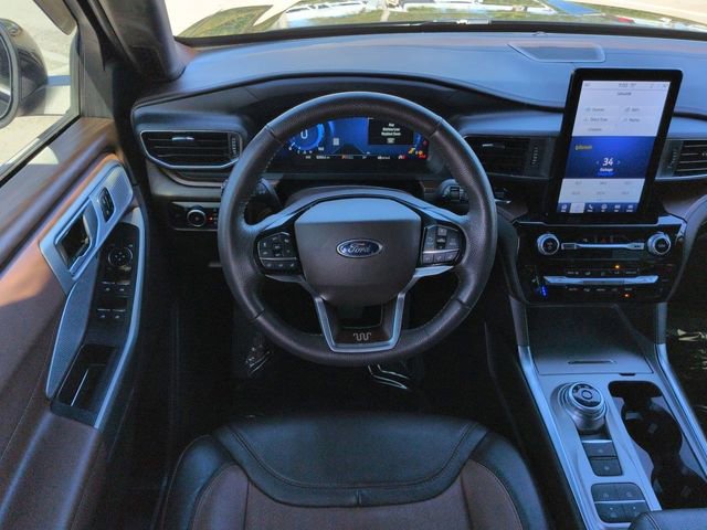 Certified 2023 Ford Explorer King Ranch w/ Technology Package image 16