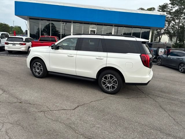 Certified 2025 Ford Expedition Active AWD/4WD image 21