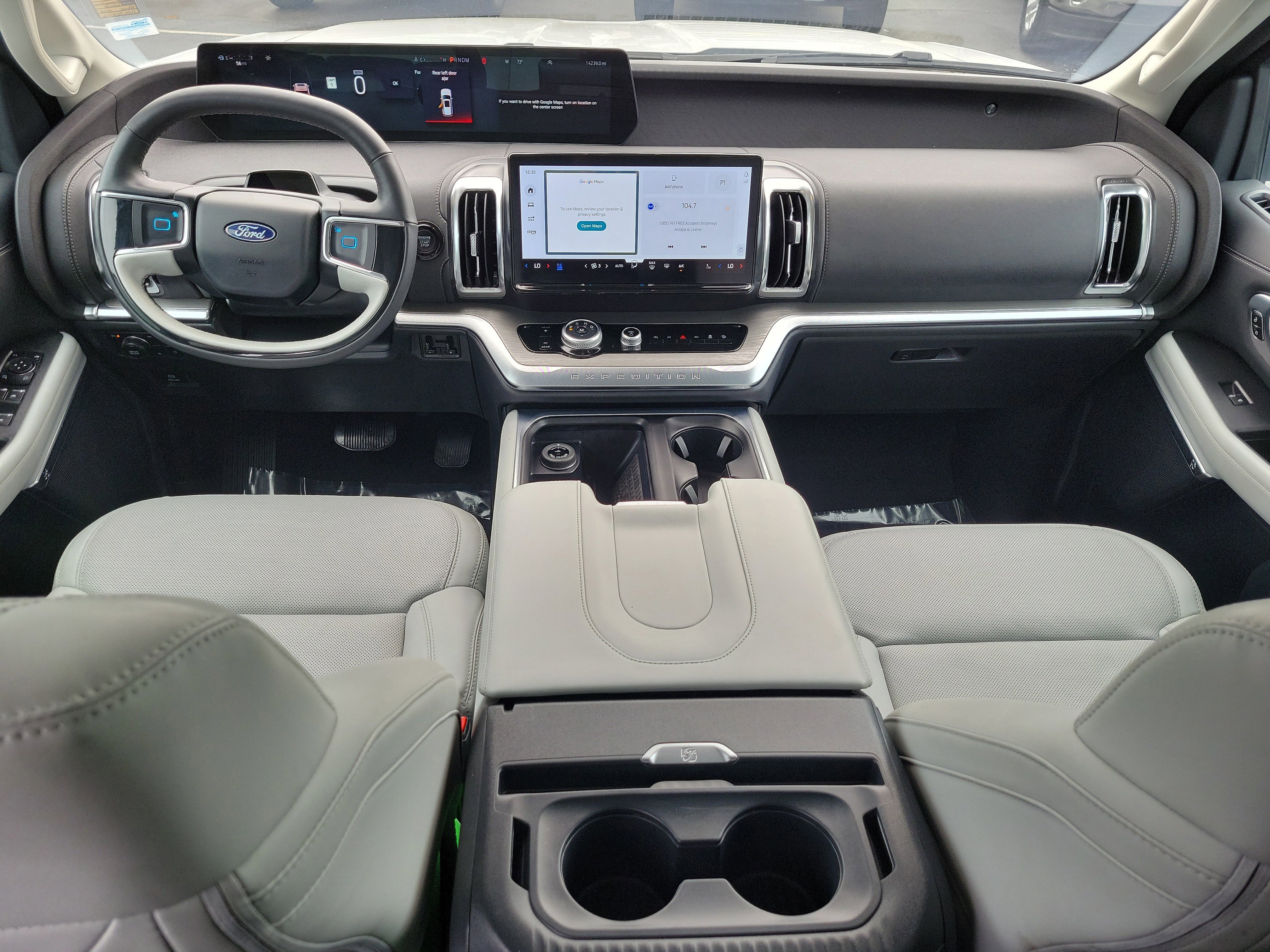 Certified 2025 Ford Expedition Platinum image 16