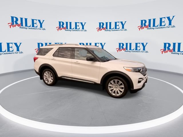 Certified 2023 Ford Explorer Limited w/ Limited Technology Package AWD/4WD image 10