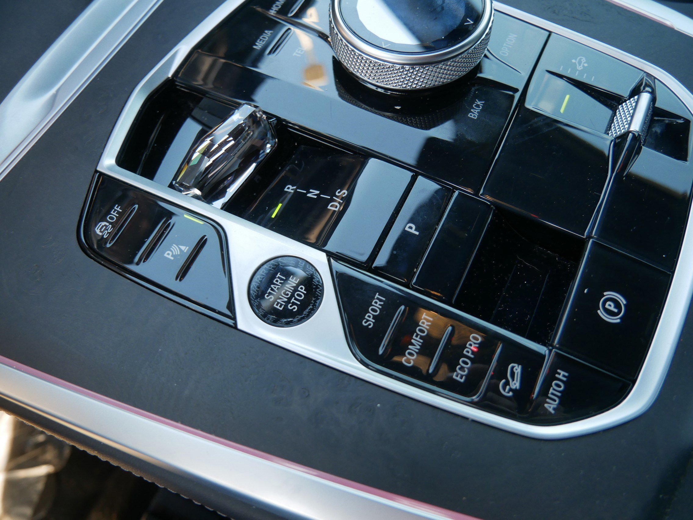 Used 2023 BMW X7 xDrive40i w/ Executive Package image 33