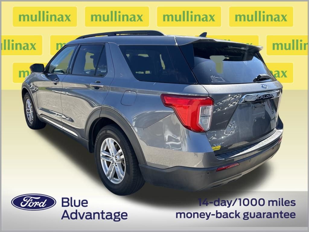 Certified 2021 Ford Explorer XLT image 3