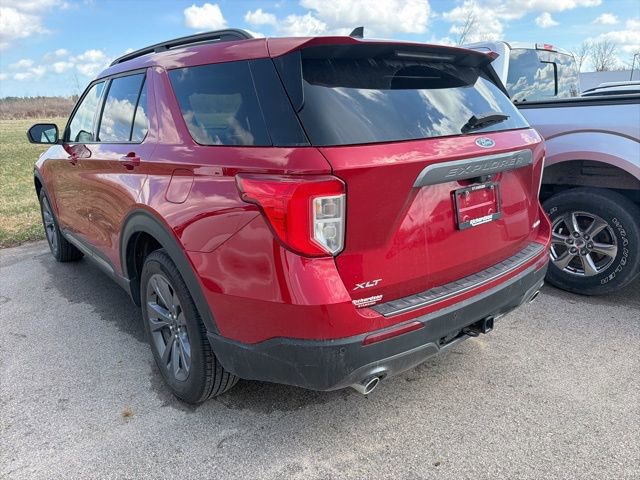 Certified 2024 Ford Explorer XLT w/ Equipment Group 202A image 10