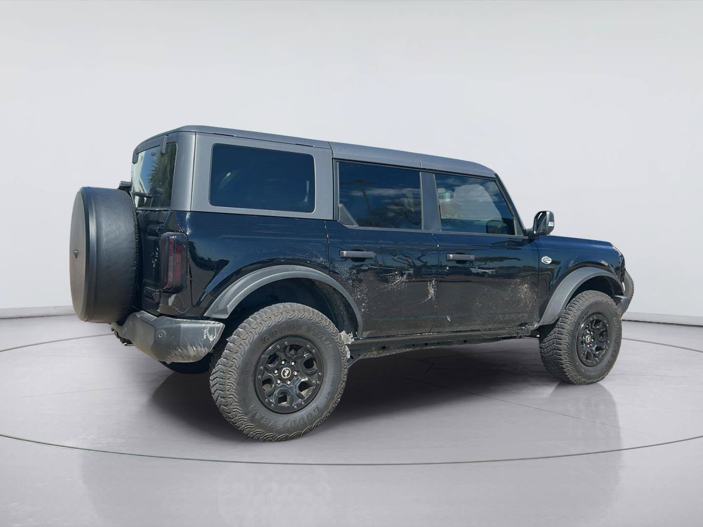 Certified 2022 Ford Bronco Wildtrak AWD/4WD image 4