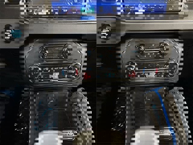 Certified 2024 Ford Bronco Black Diamond image 19