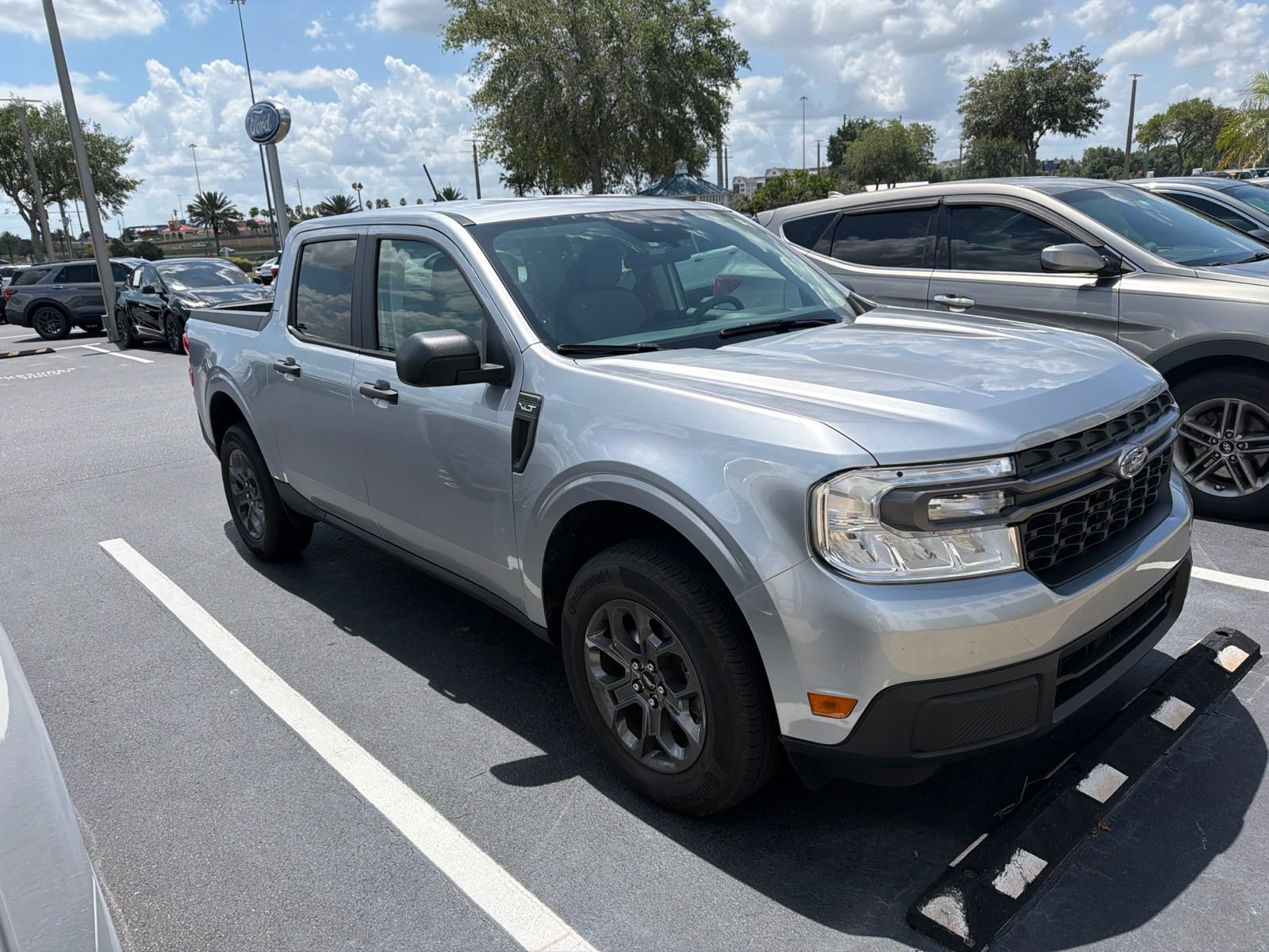 Certified 2023 Ford Maverick XLT FWD image 2