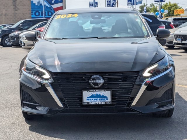 Used 2024 Nissan Altima 2.5 SV FWD image 9