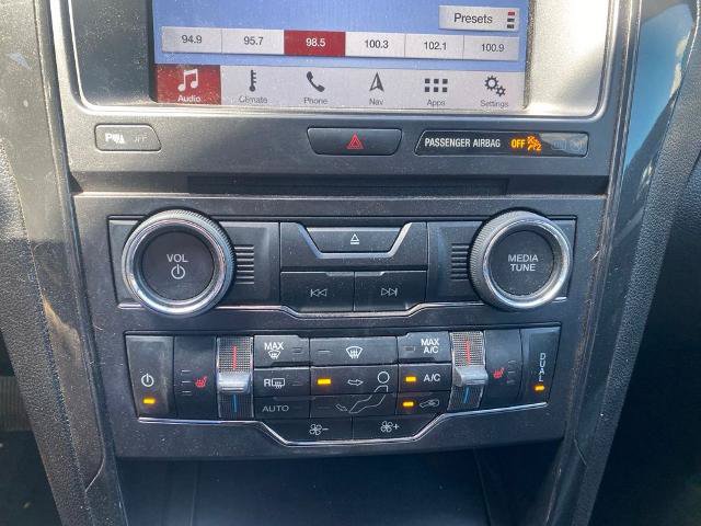 Certified 2018 Ford Explorer XLT w/ Equipment Group 202A FWD image 22