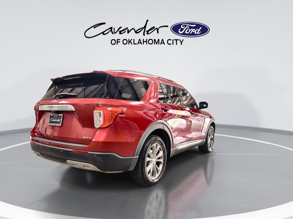Certified 2022 Ford Explorer XLT w/ Equipment Group 202A AWD/4WD image 8