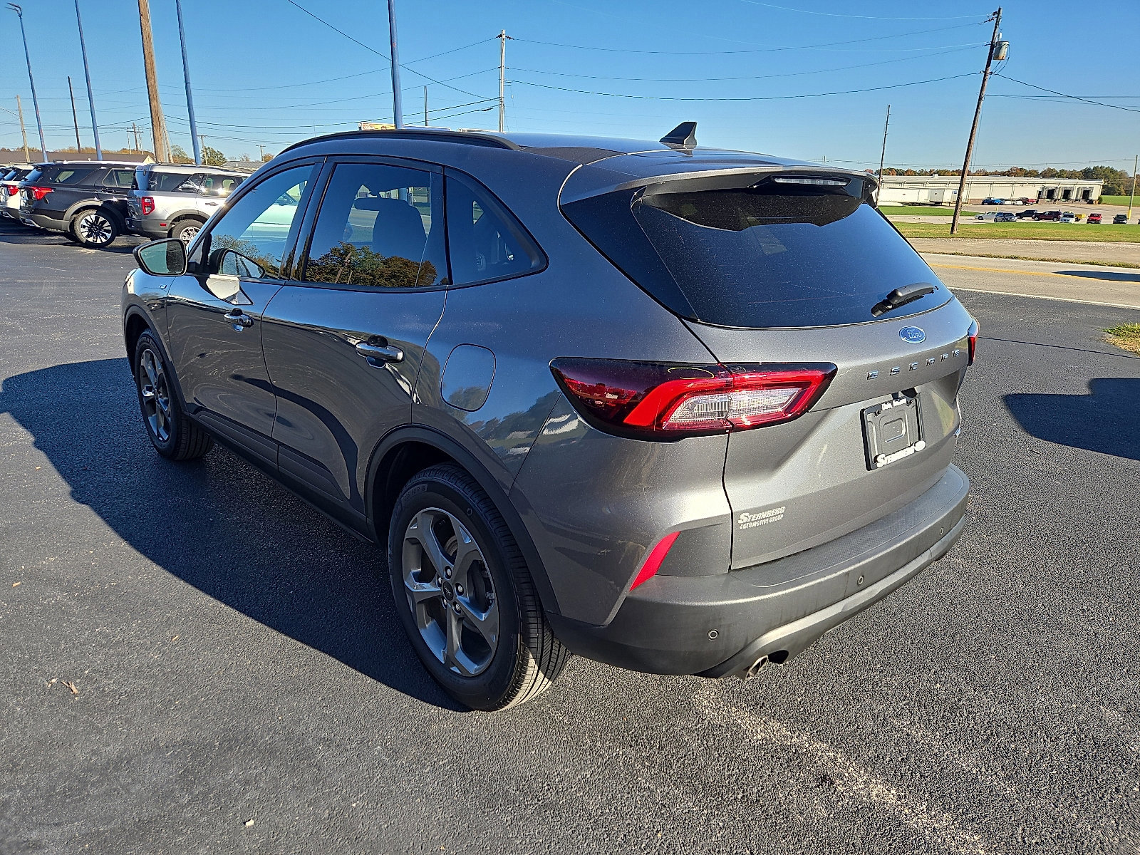 Certified 2025 Ford Escape ST-Line w/ Equipment Group 301A image 3