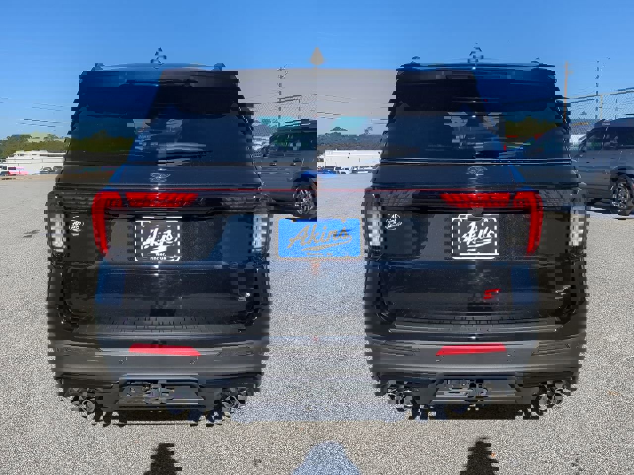 Certified 2025 Ford Explorer ST image 3