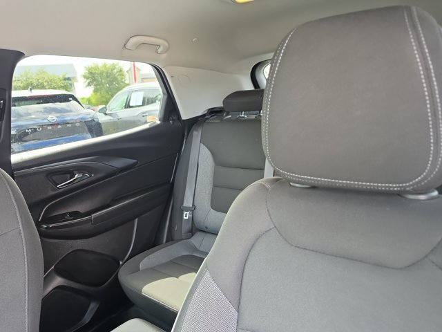 Used 2025 Chevrolet TrailBlazer LT AWD/4WD image 19