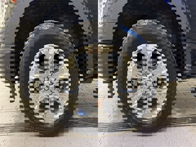 Certified 2023 Ford F150 Platinum w/ Equipment Group 701A High image 10