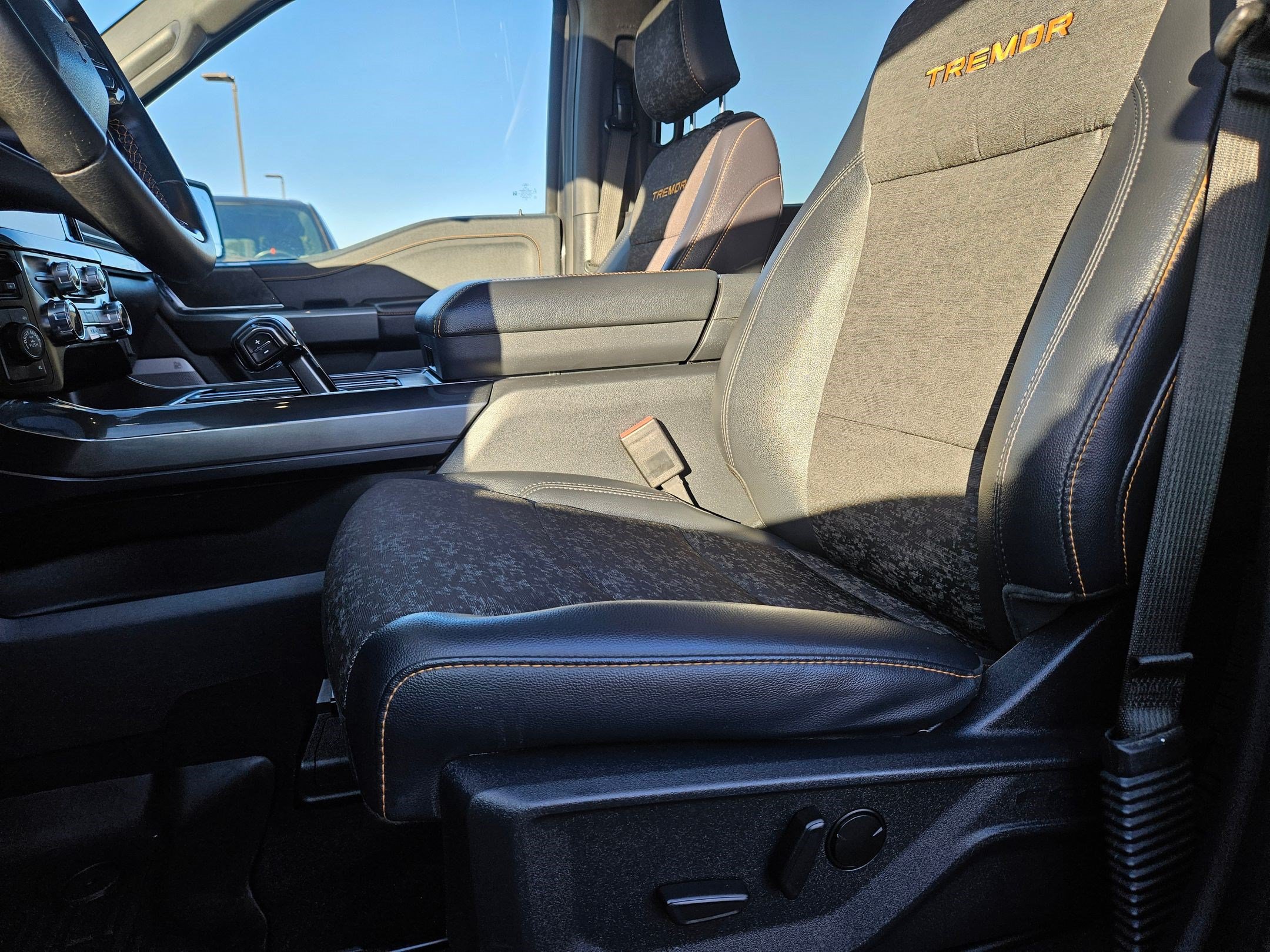 Certified 2023 Ford F150 Tremor AWD/4WD image 28
