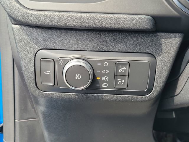 Certified 2020 Ford Escape Titanium AWD/4WD image 15