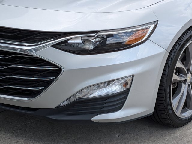 Used 2021 Chevrolet Malibu LT FWD image 10