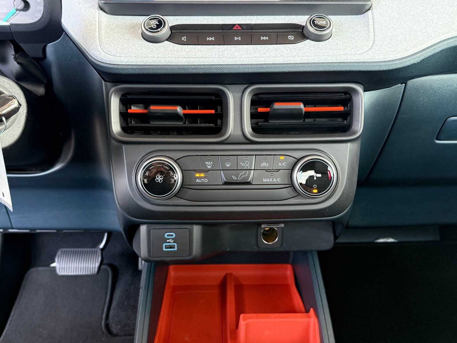 Certified 2022 Ford Maverick XLT FWD image 21
