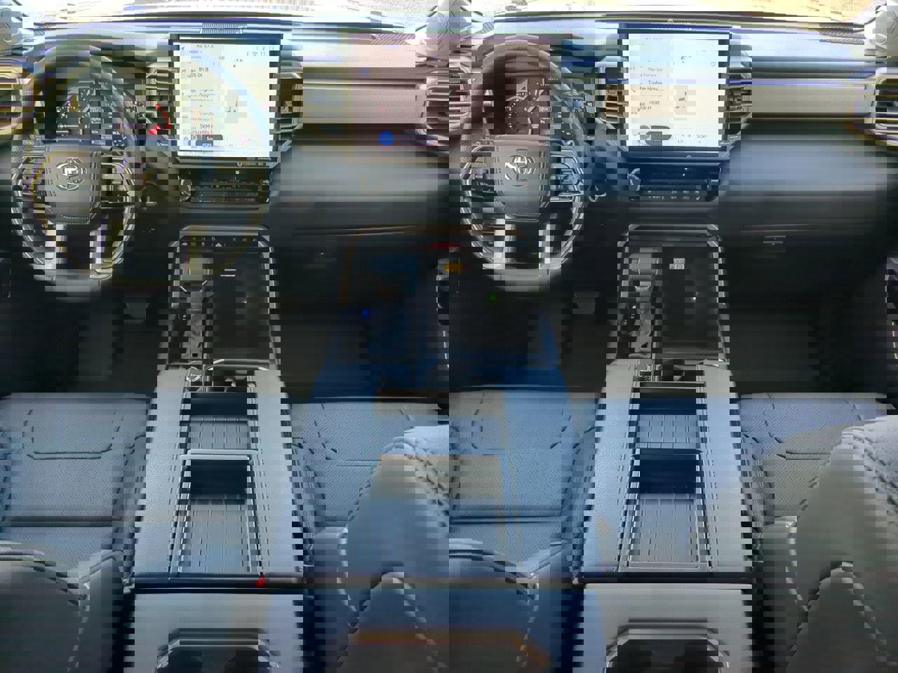 Used 2023 Toyota Tundra Limited image 13