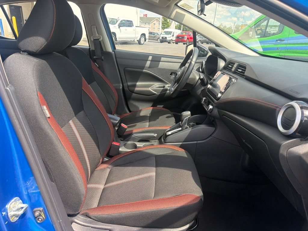 Used 2024 Nissan Versa SR FWD image 39