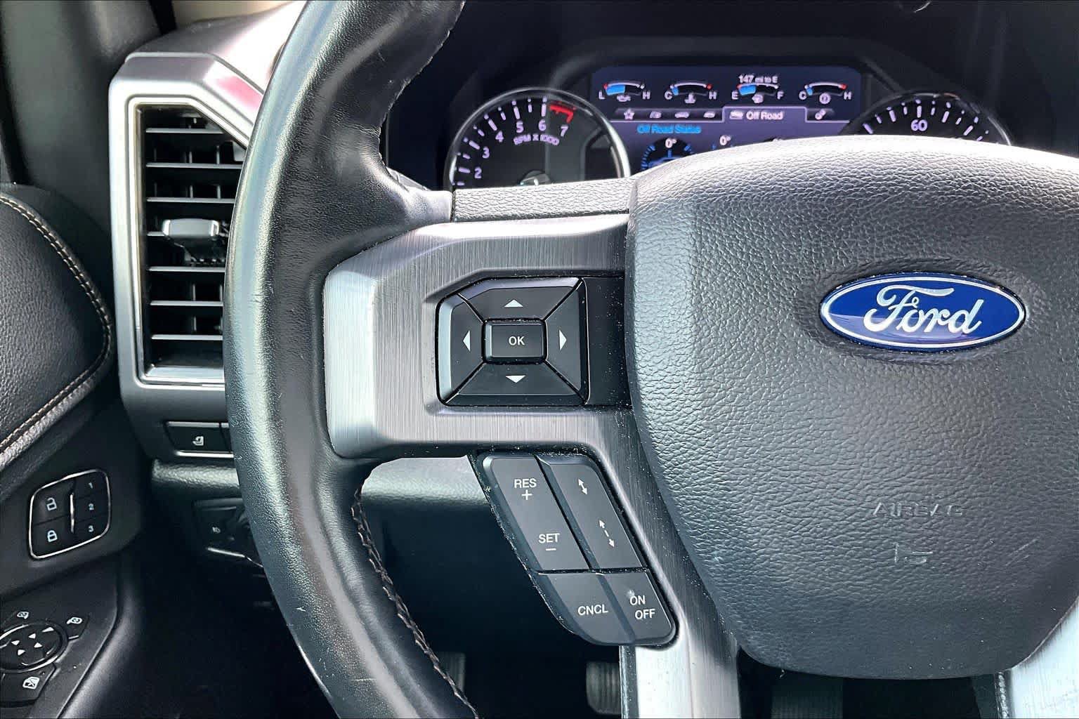 Certified 2019 Ford Expedition Platinum RWD image 23