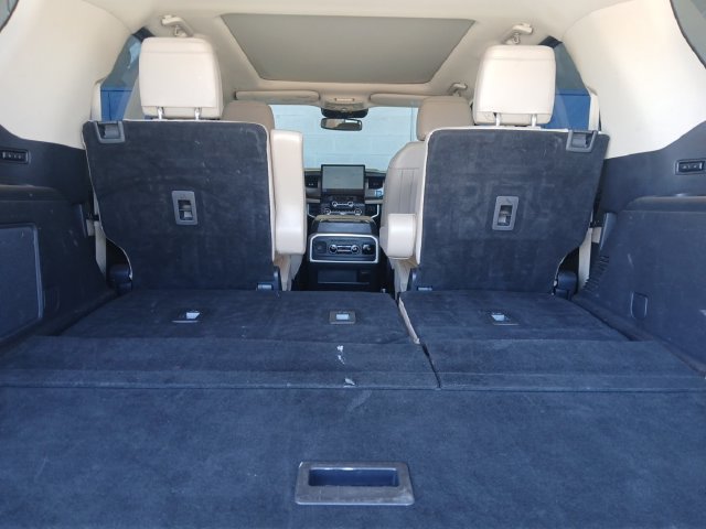 Certified 2024 Ford Expedition Limited RWD image 5