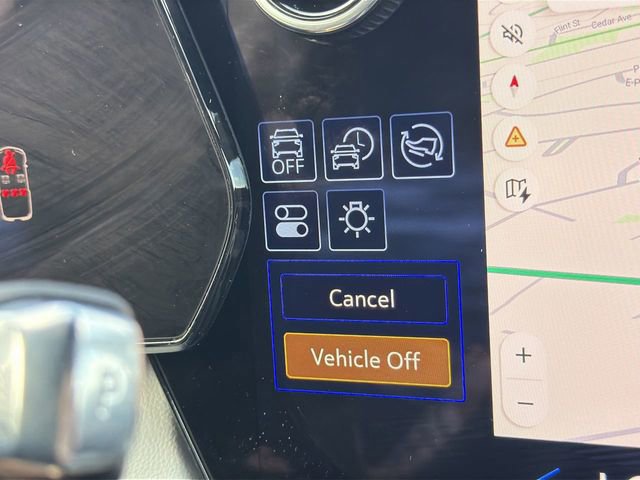 Used 2025 Chevrolet Equinox EV LT image 19