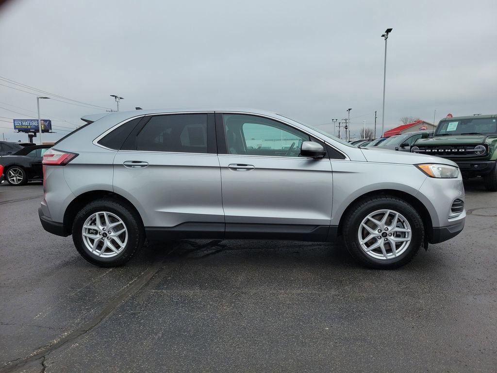 Certified 2024 Ford Edge SEL image 6