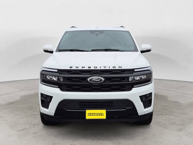 Certified 2024 Ford Expedition Limited AWD/4WD image 2