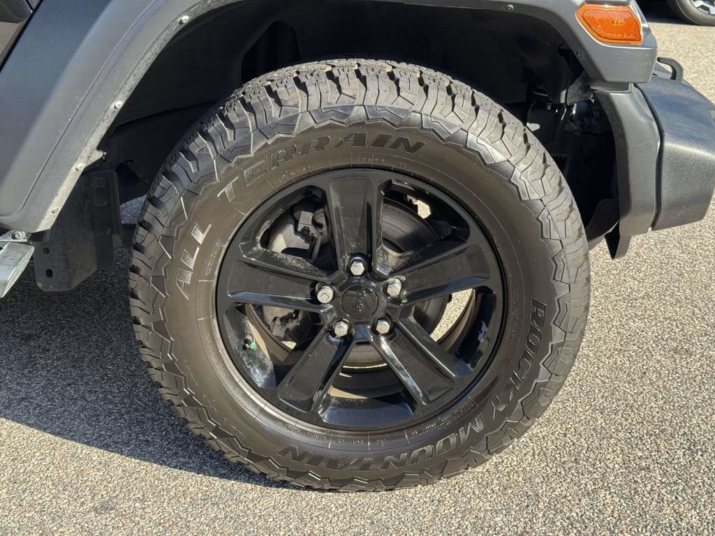 Used 2022 Jeep Wrangler Unlimited Sport AWD/4WD image 27