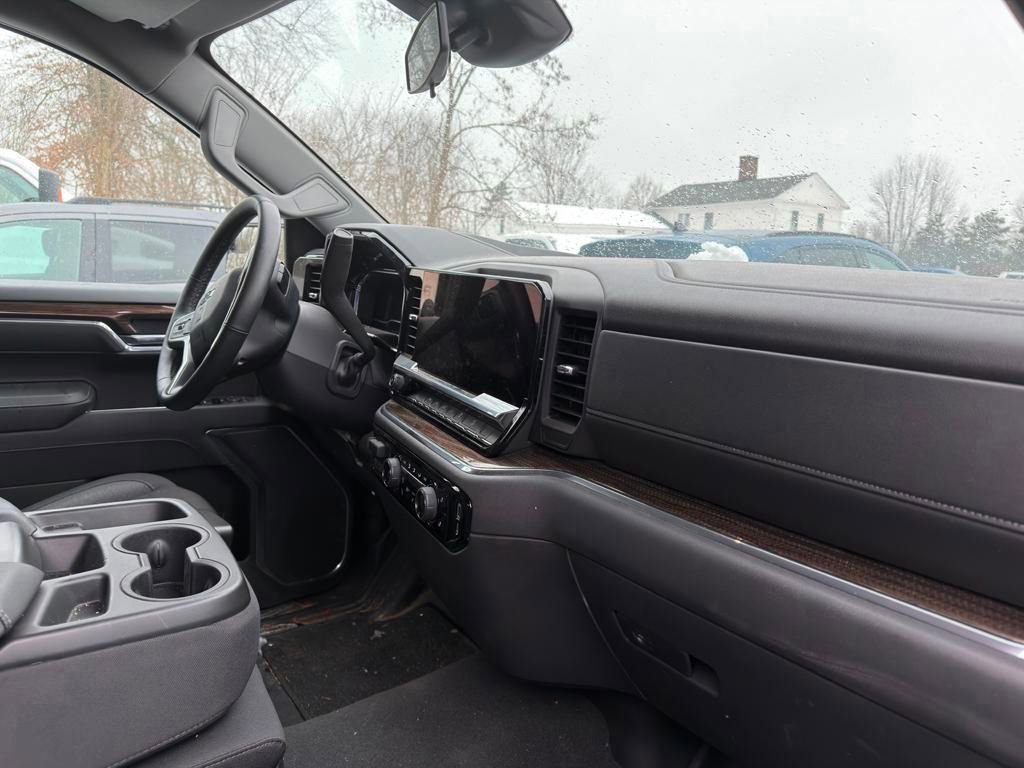 Used 2025 Chevrolet Silverado 1500 RST w/ Dark Appearance Package image 48