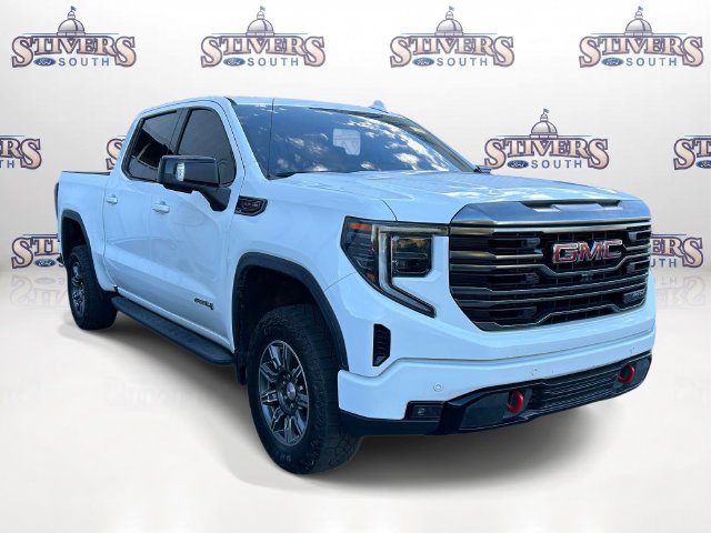 Used 2024 GMC Sierra 1500 AT4 w/ Technology Package AWD/4WD image 1