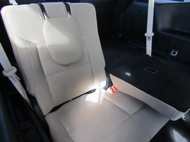 Certified 2023 Ford Explorer XLT w/ Class IV Trailer Tow Package image 13