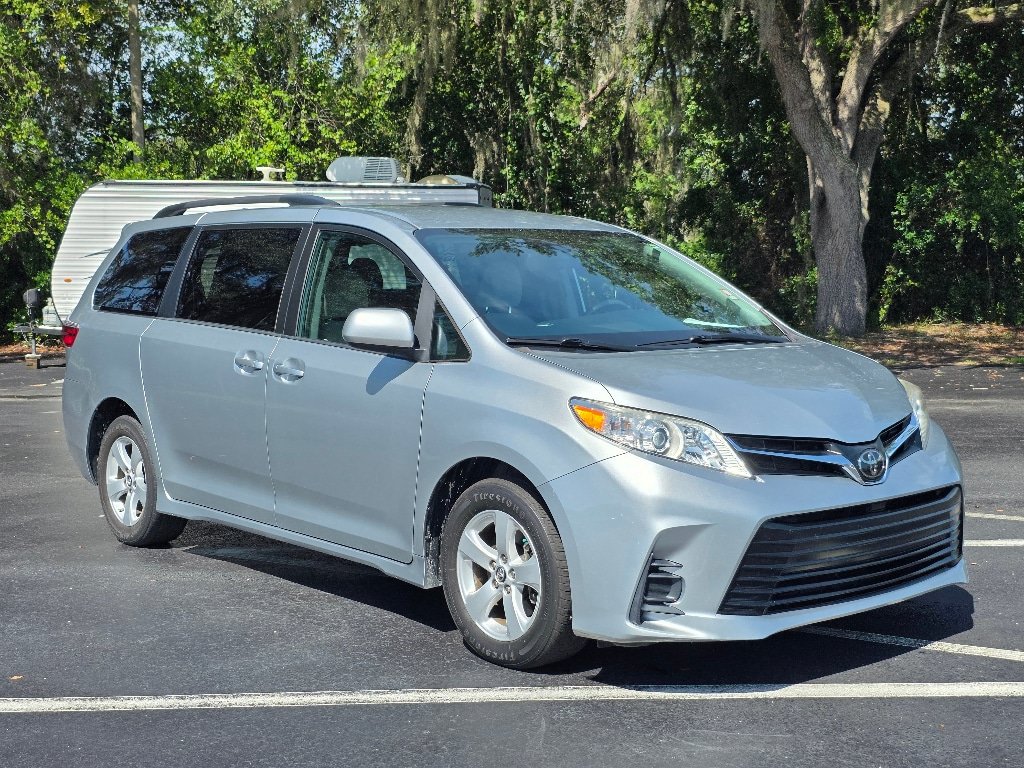 Used 2020 Toyota Sienna LE FWD image 14
