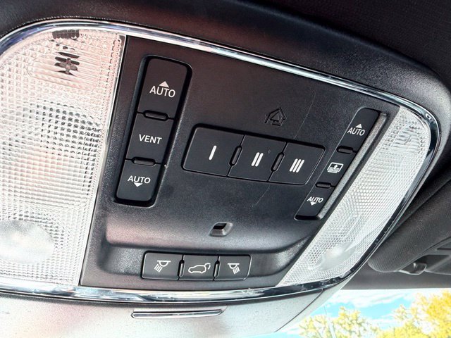 Used 2020 Jeep Grand Cherokee Limited w/ Luxury Group II AWD/4WD image 21
