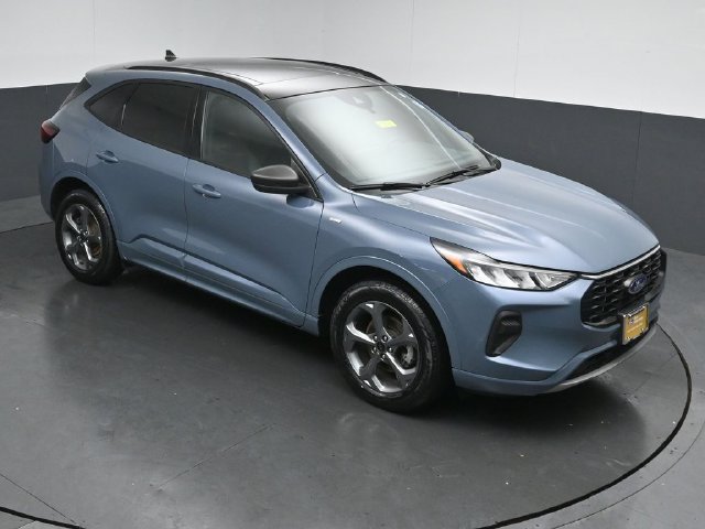 Certified 2024 Ford Escape ST-Line w/ Tech Pack #1 AWD/4WD image 46
