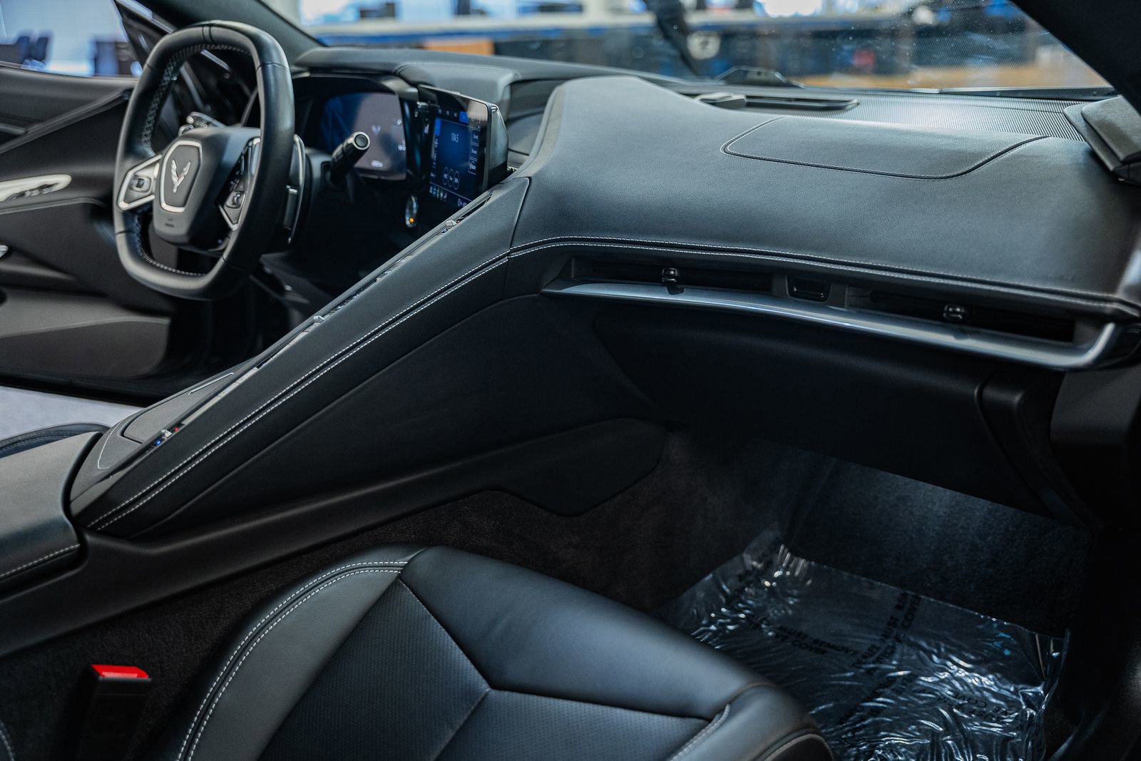 Used 2022 Chevrolet Corvette Stingray Coupe w/ 1LT image 25