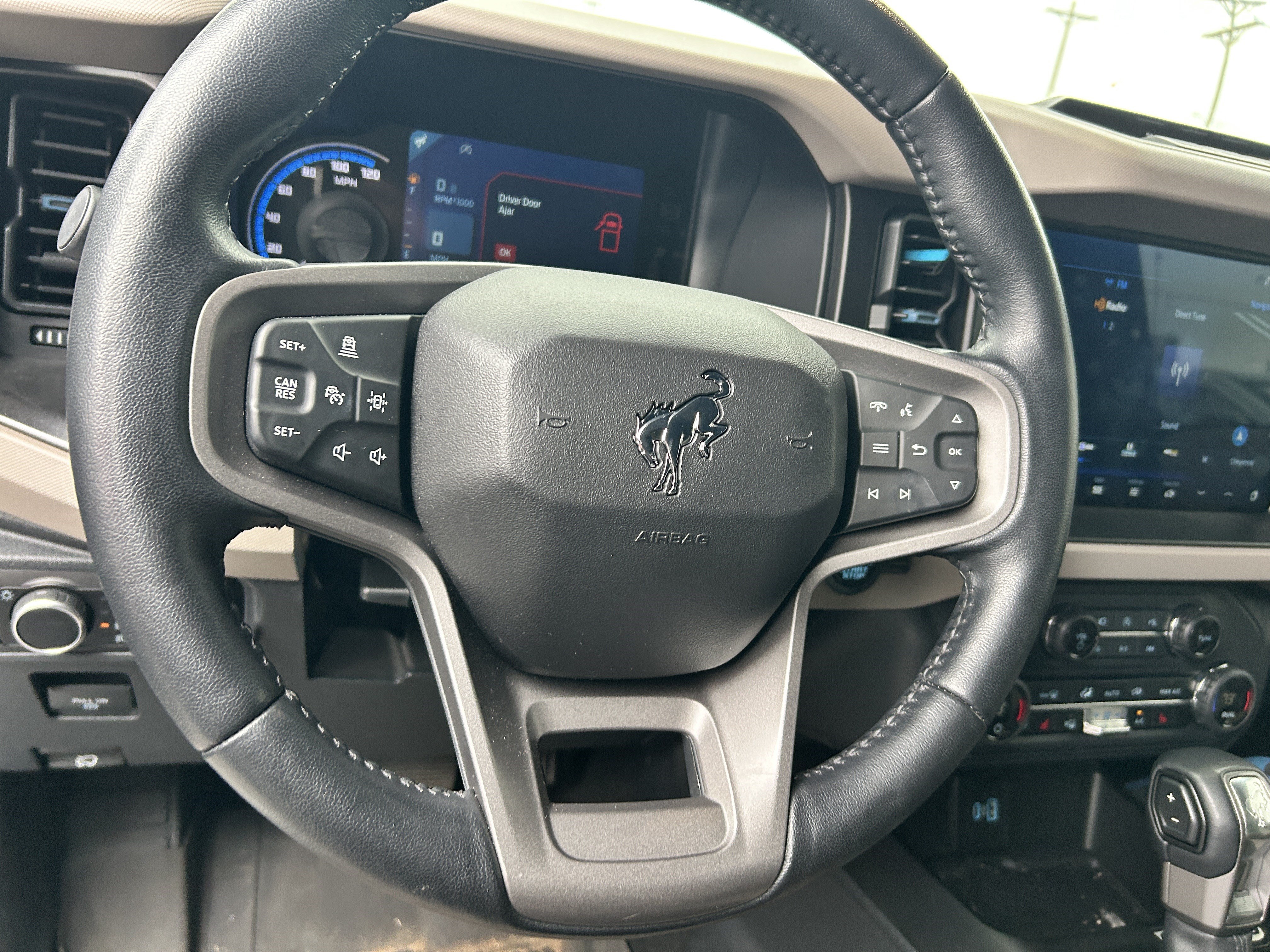 Certified 2023 Ford Bronco Wildtrak AWD/4WD image 18