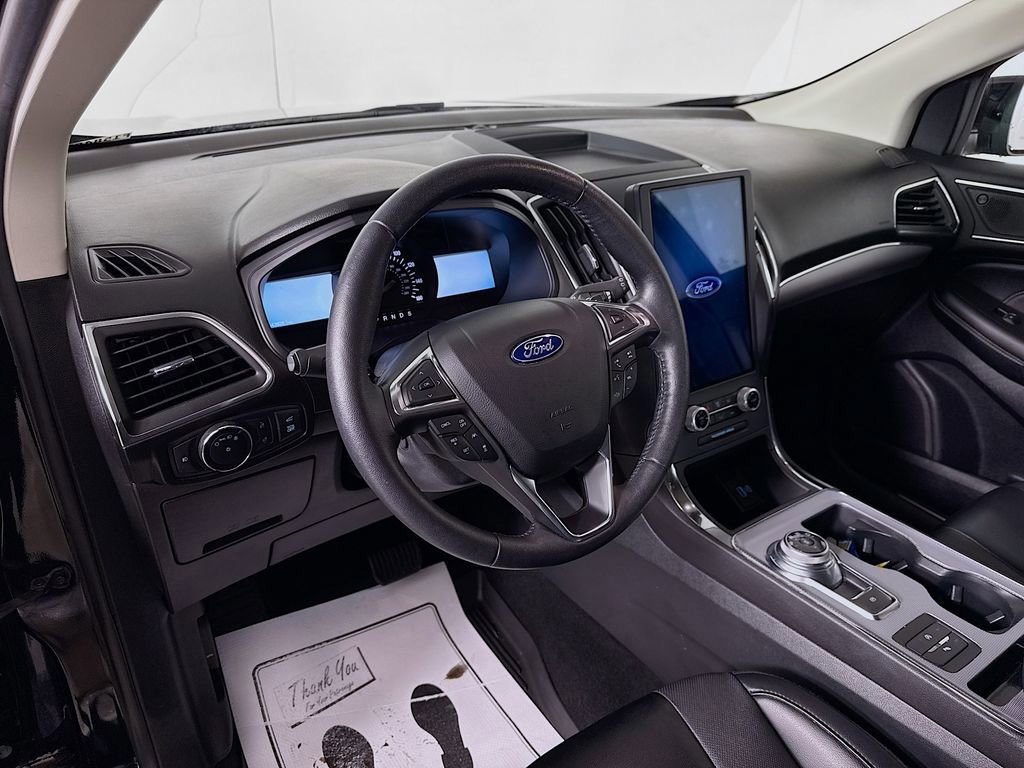 Certified 2022 Ford Edge Titanium w/ Equipment Group 301A image 13