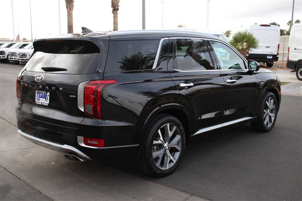 Used 2022 Hyundai Palisade Limited w/ Cargo Package image 7