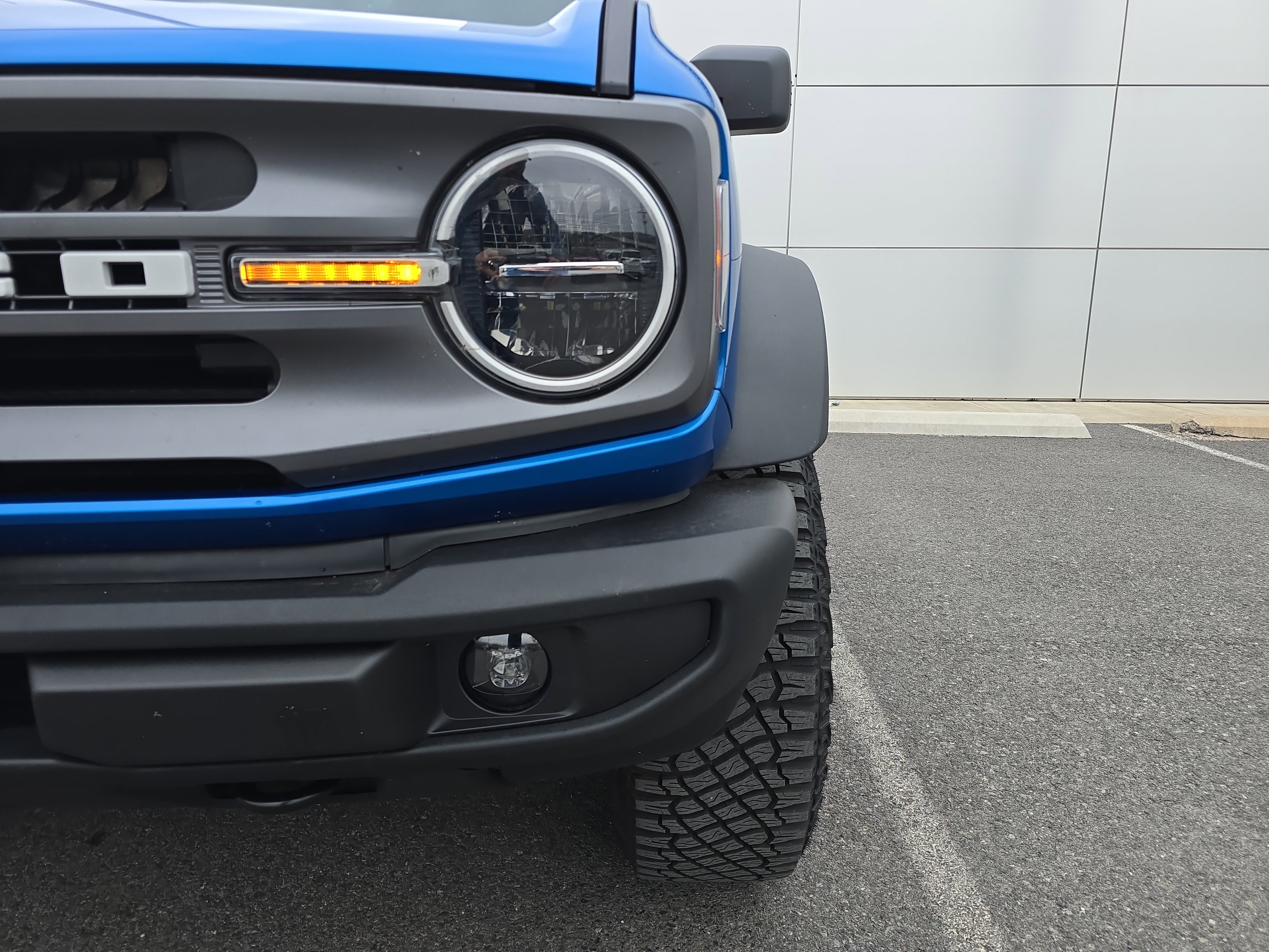 Certified 2024 Ford Bronco Big Bend w/ Sasquatch Package AWD/4WD image 9