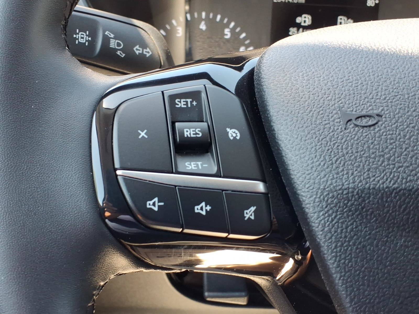 Certified 2022 Ford Escape SEL AWD/4WD image 24