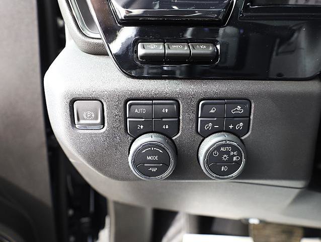 Used 2024 Chevrolet Silverado 1500 ZR2 w/ Technology Package image 20
