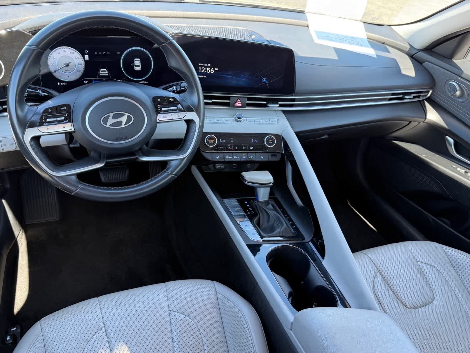 Used 2024 Hyundai Elantra Limited FWD image 12