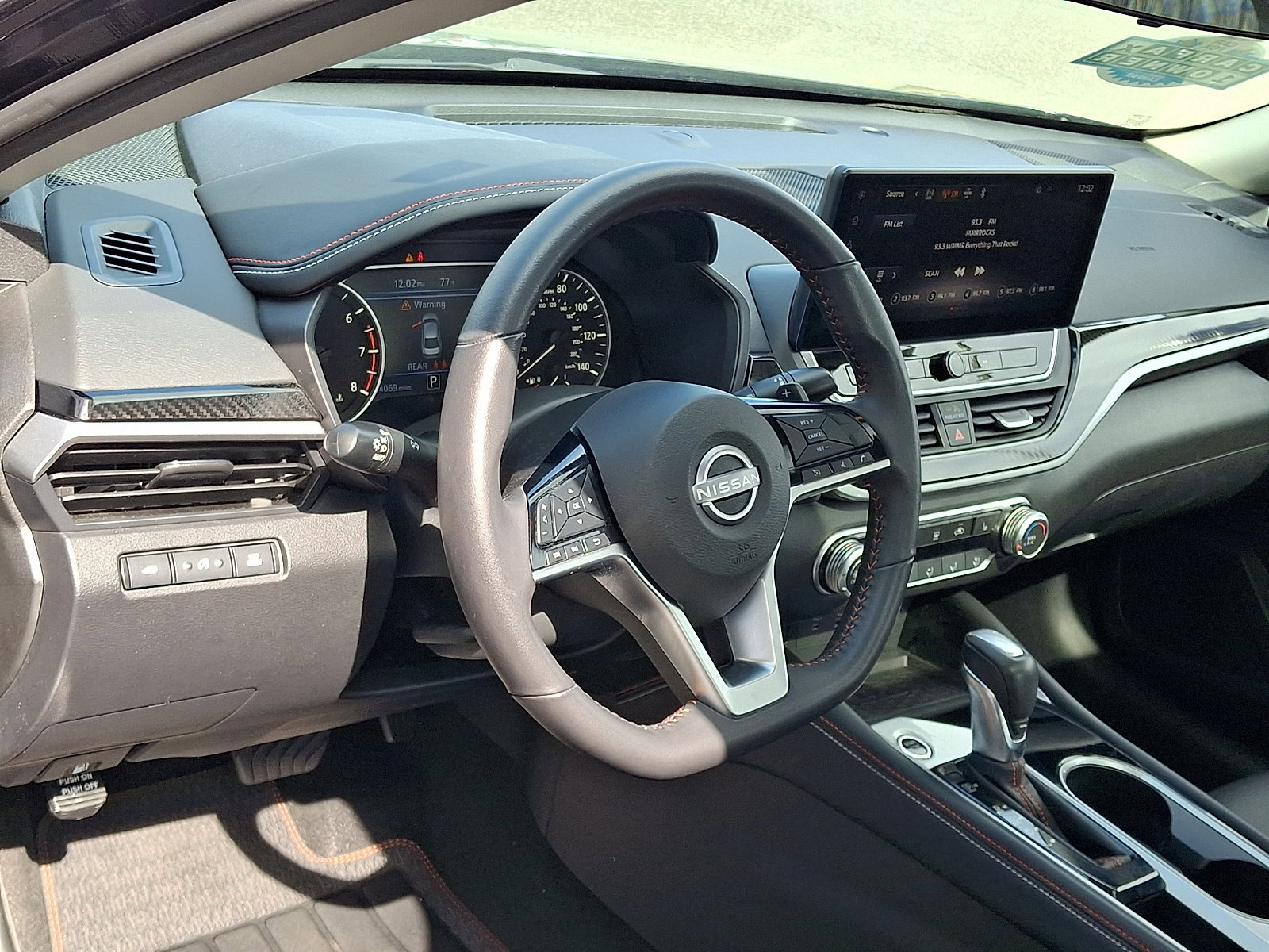 Used 2024 Nissan Altima 2.5 SR w/ SR Premium Package image 17
