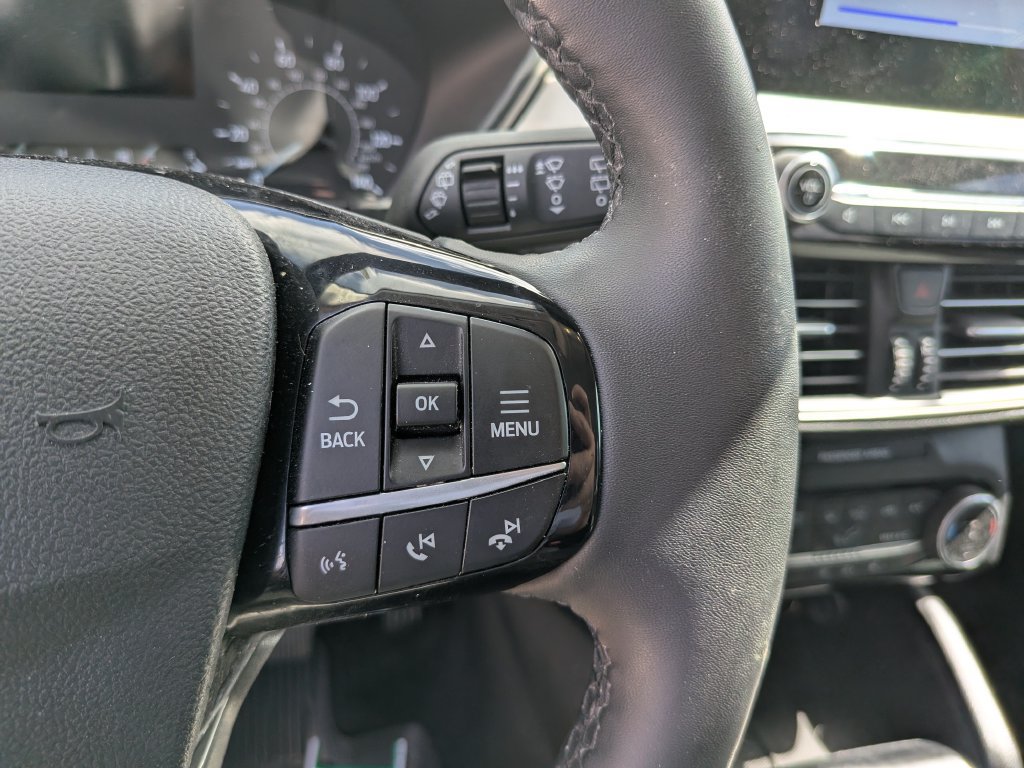Certified 2022 Ford Escape SE w/ SE Sport Appearance Package FWD image 30